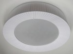 Plafon plisowany o zewnętrznej średnicy 60 cm z półprzezroczystą blendą.