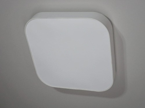 Plafon Shape do powieszenia na suficie lub na ścianie. Indeks: AZ02677