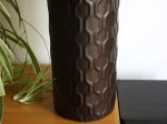 Ceramiczna podstawa lampy stołowej.